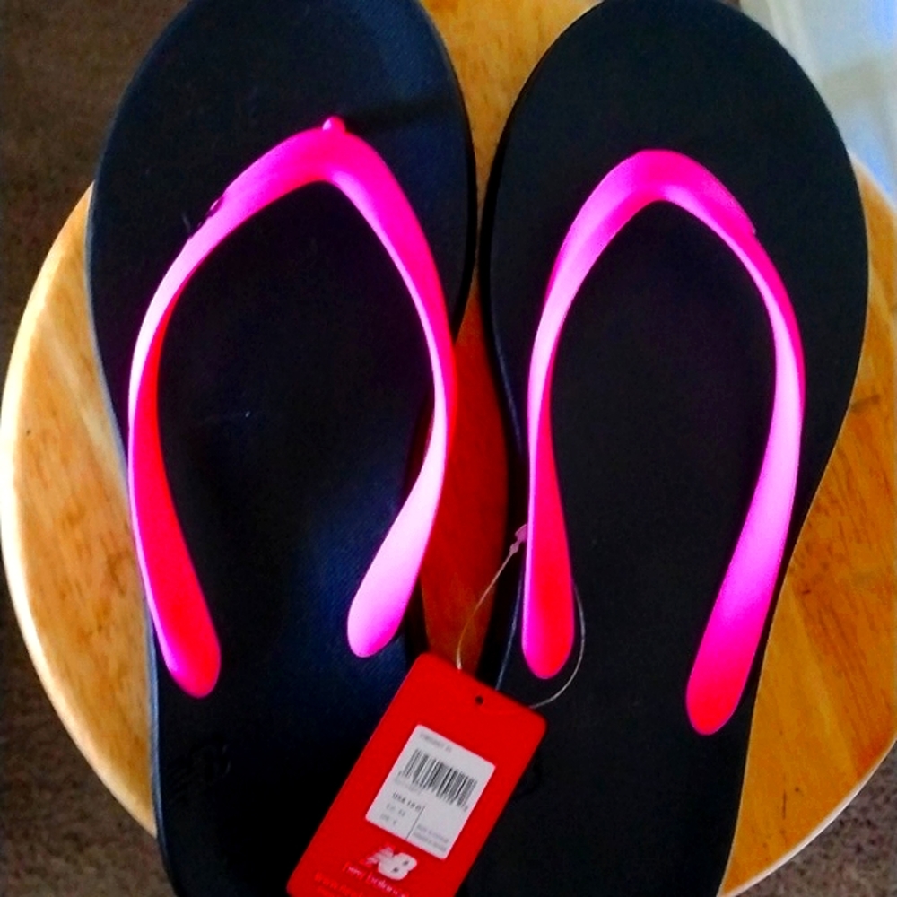 Unisex Pink Flip Flops